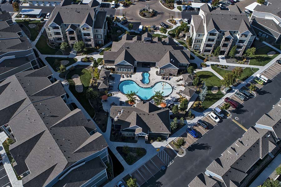 apartment clubhouse pool