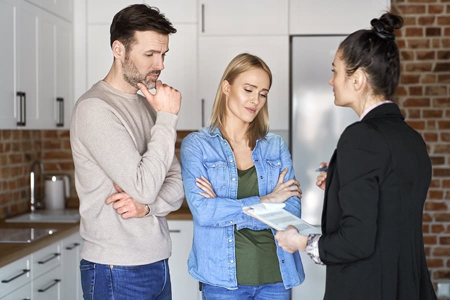 property management mistakes - poor communication